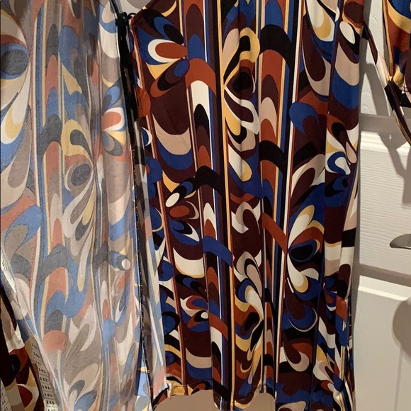 WRAP AROUND DRESS - Picture 4 of 5